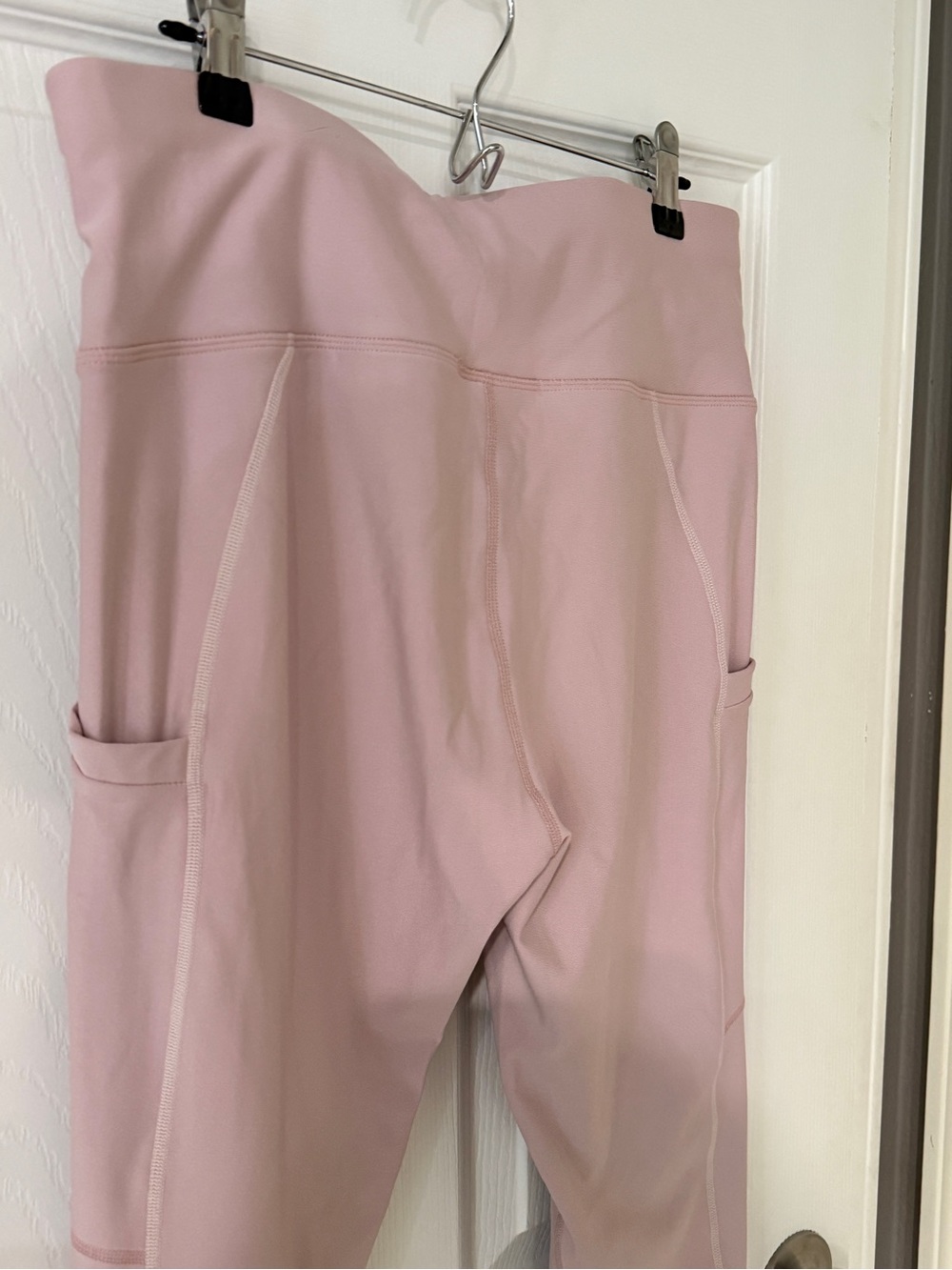 Fabletics - Light Pink High-Waist Leggings - Picture 8 of 9